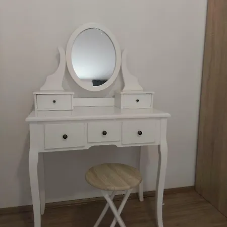 Nicoll * Trstenik (Dubrovnik-Neretva)