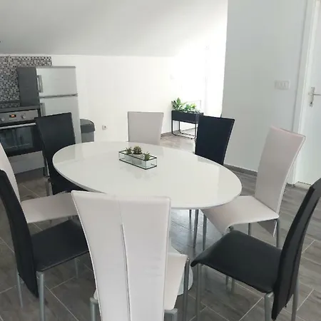 Nicoll Apartamento